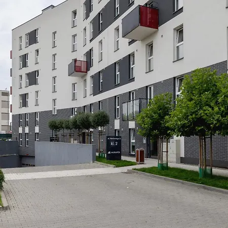 Vetulaniego With Air Conditioning & Parking By Renters Prestige