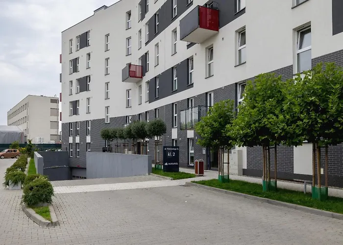 Vetulaniego With Air Conditioning & Parking By Renters Prestige
